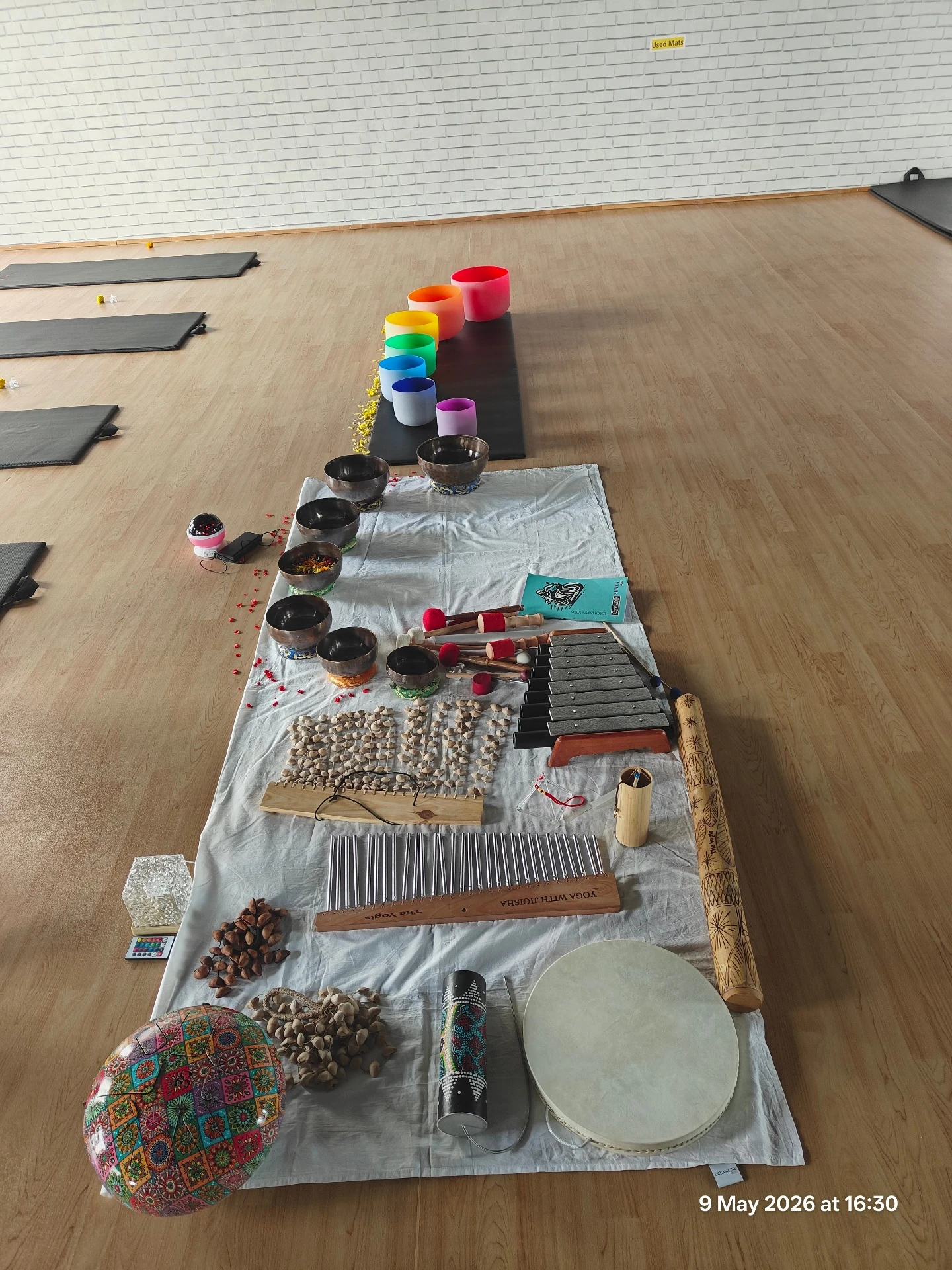 Full Moon Crystal Bowls, 7 Chakra Crystal Bowls, Full Moon Metal Singing Bowls and accessories for Sound Healing at Yoga With Jigisha Bangalore